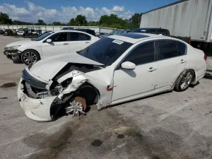 Infiniti Q40 3.7L 6 2015