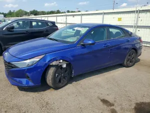 Hyundai Elantra 2.0L 4 2021
