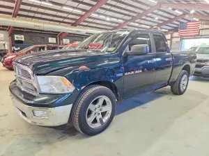 Dodge RAM 5.7L 8 2011