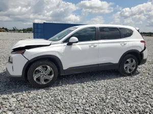 Hyundai Santa Fe SE 2.5L 4 2022