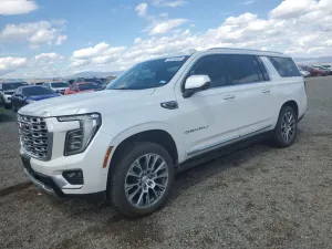 GMC Yukon DENALI 6.2L 8 2025