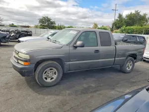 Chevrolet Silverado 1500 4.3L 6 2001