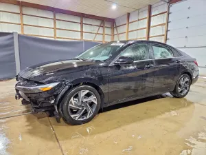Hyundai Elantra 2.0L 4 2025