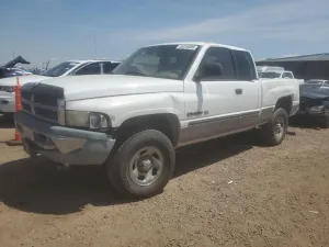 Dodge RAM 5.9L 8 1999