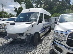 Mercedes-Benz Sprinter 2500 3.0L 6 2017