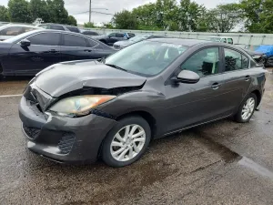 Mazda 3 2.0L 4 2012