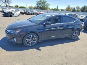 Hyundai Elantra 2.0L 4 2020