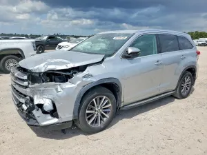 Toyota Highlander 3.5L 6 2018