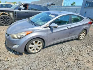 Hyundai Elantra 1.8L 4 2013