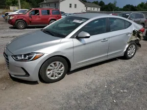 Hyundai Elantra SE 2.0L 4 2017
