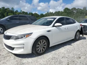 Kia Optima LX 2.4L 4 2017