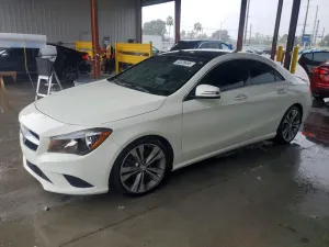 Mercedes-Benz CLA 2.0L 4 2015