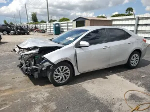 Toyota Corolla L 1.8L 4 2018