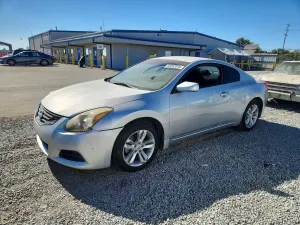Nissan Altima 2.5L 4 2012