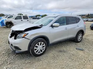 Nissan Rogue 2.5L 4 2015