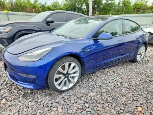 Tesla Model 3 2022