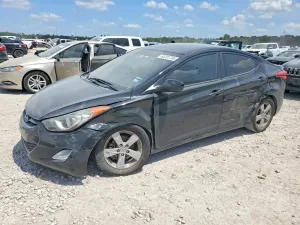 Hyundai Elantra 1.8L 4 2013