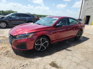 Nissan Altima SR 2.5L 4 2024