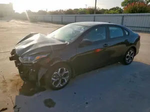 Kia Cerato / Forte / K3 FE 2.0L 4 2021
