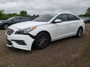 Hyundai Sonata SE 2.4L 4 2015