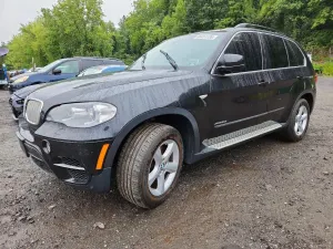 BMW X5 4.4L 8 2012