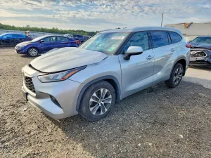 Toyota Highlander 3.5L 6 2020