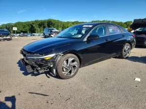 Hyundai Elantra 2.0L 4 2025
