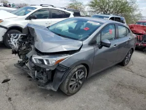 Nissan Versa SV 1.6L 4 2021