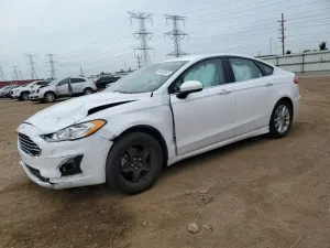 Ford Fusion SE 2.5L 4 2020