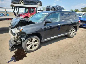 Toyota Highlander LIMITED 3.5L 6 2012