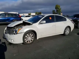 Nissan Altima 2.5L 4 2012