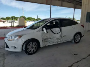 Ford Focus 2.0L 4 2012