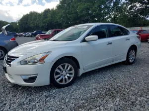 Nissan Altima 2.5L 4 2015