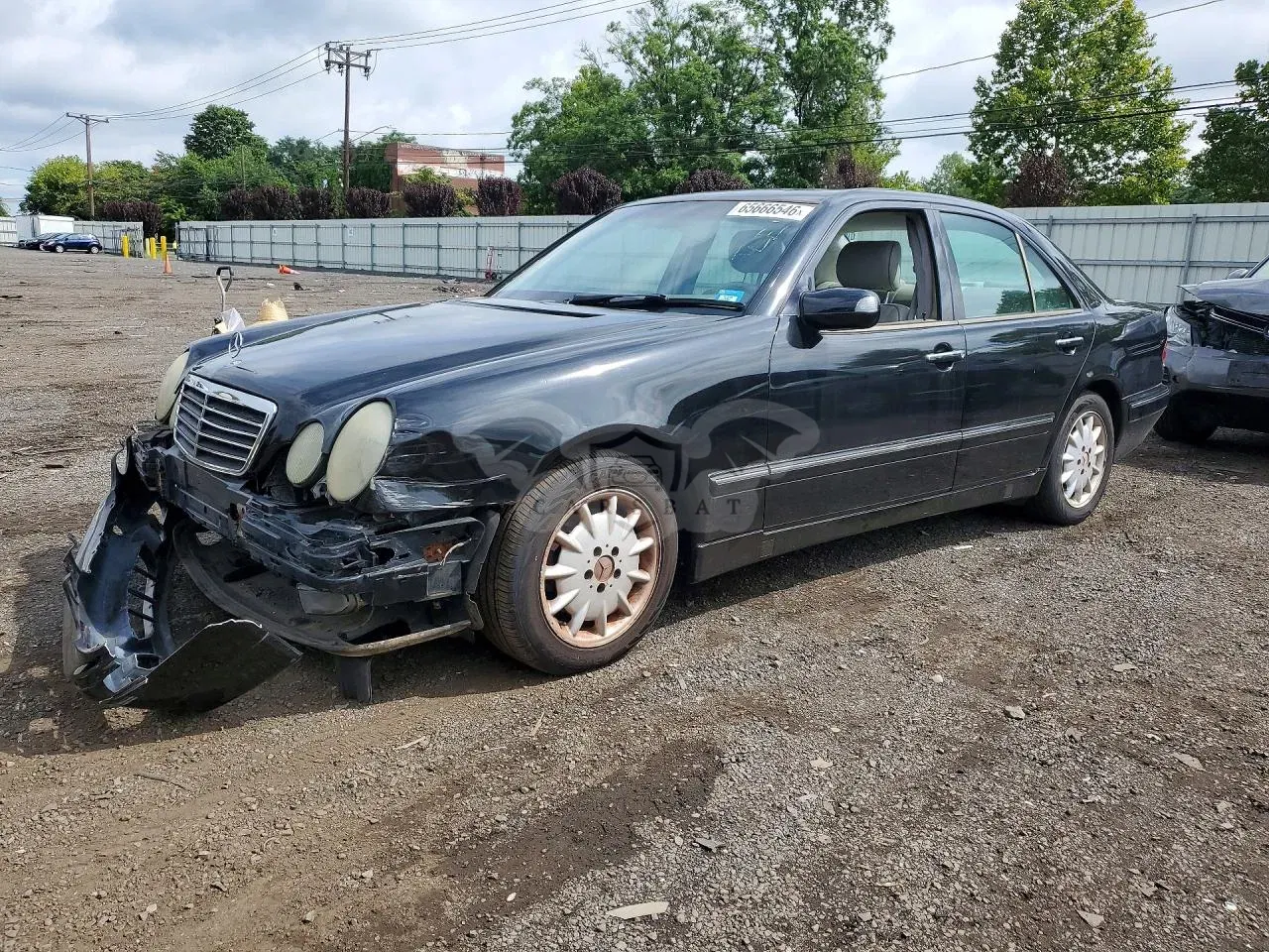 Mercedes-Benz E 3.2L 6 2001