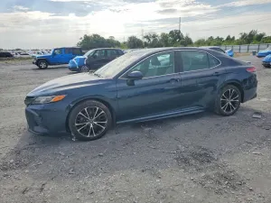 Toyota Camry 2.5L 4 2018