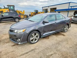 Toyota Camry 3.5L 6 2012