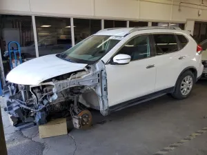 Nissan Rogue 2.5L 4 2017