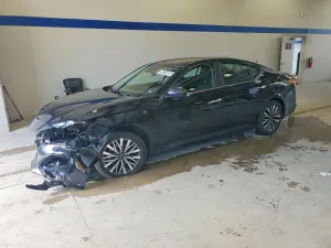 Nissan Altima 2.5L 4 2025