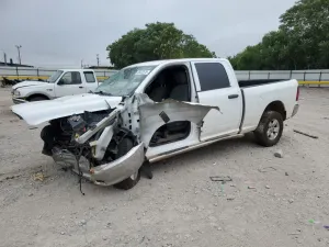RAM 1500 ST 5.7L 8 2017