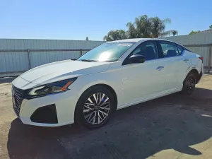 Nissan Altima 2.5L 4 2025