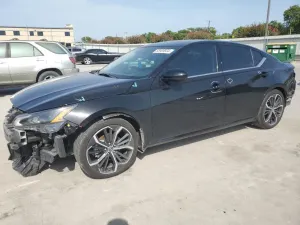 Nissan Altima SR 2.5L 4 2023