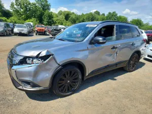 Mitsubishi Outlander 2.4L 4 2020
