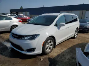 Chrysler Pacifica TOURING L PLUS 3.6L 6 2017