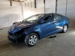 Hyundai Elantra SE 1.8L 4 2016