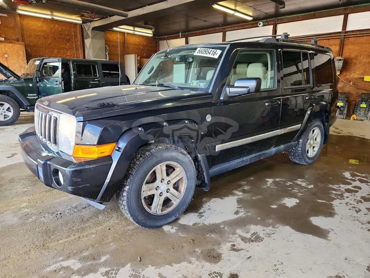 Jeep Commander 5.7L 8 2009