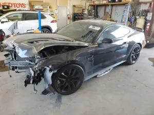 Ford Mustang 5.0L 8 2015