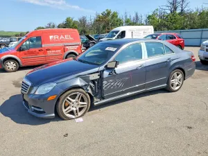 Mercedes-Benz E 3.5L 6 2013