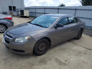 Chevrolet Malibu LS 2.4L 4 2010