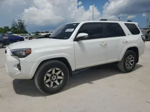 Toyota 4Runner SR5 4.0L 6 2023