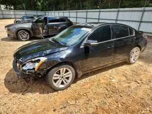 Nissan Altima SR 3.5L 6 2011